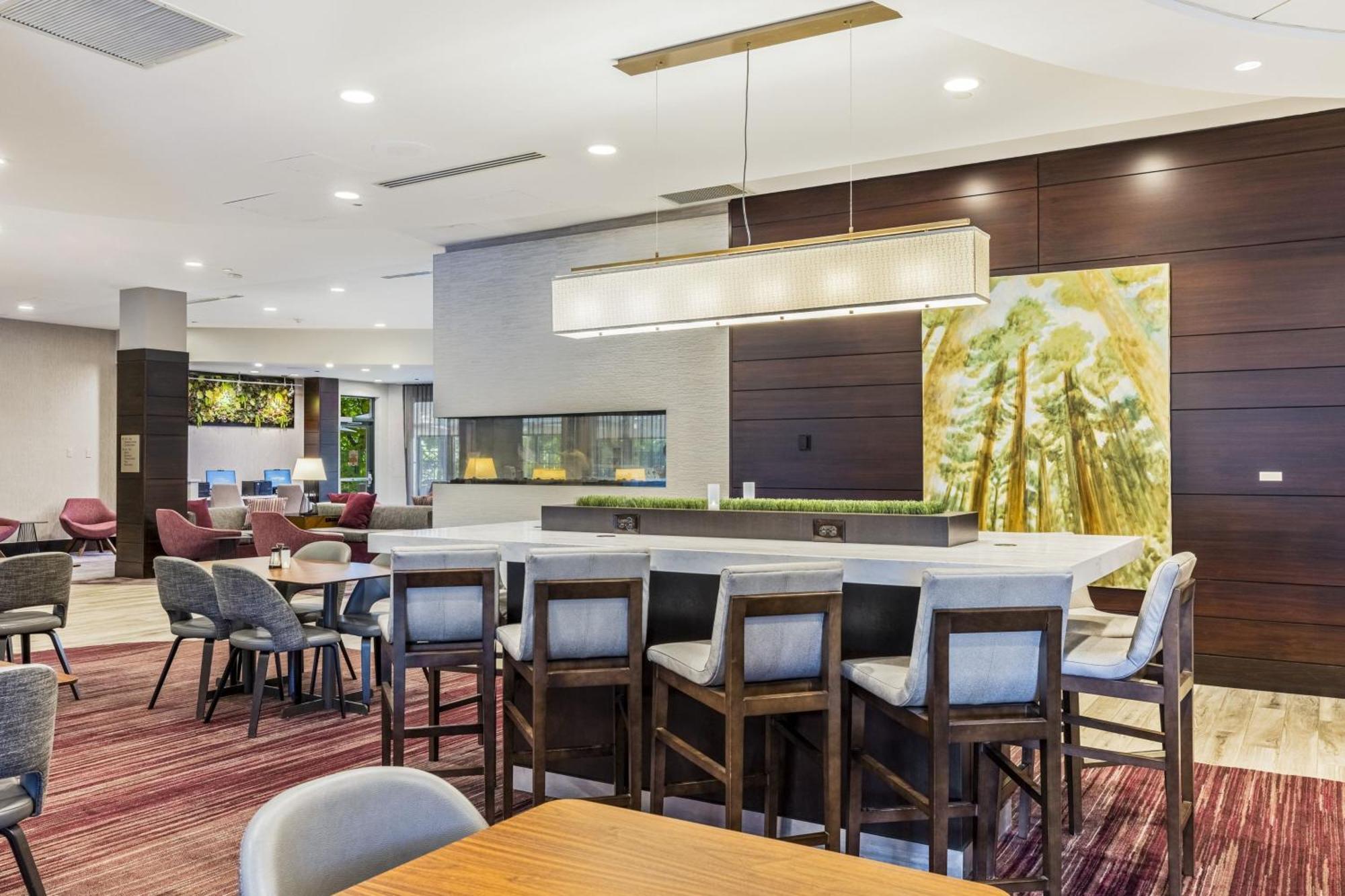 Hotel Courtyard By Marriott Boston Waltham Exterior foto